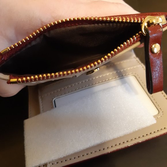 New Faux Leather RFID Bifold Reddish Brown Cognac Wallet with Embroidered Flower - Picture 3 of 4